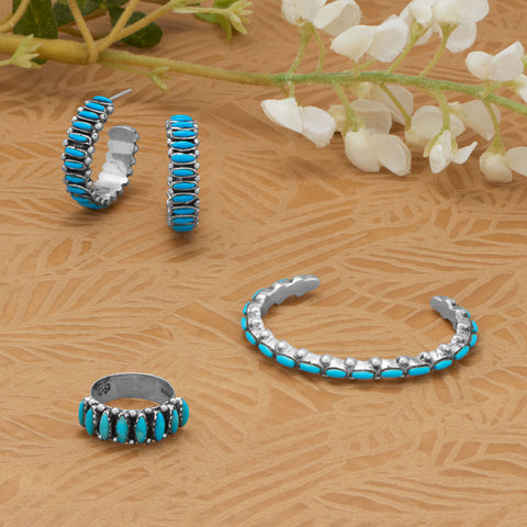 Handmade Junior's Oval Turquoise Cuff Bracelet